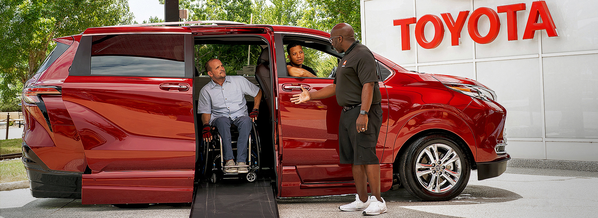 Find A Dealer Hero banner